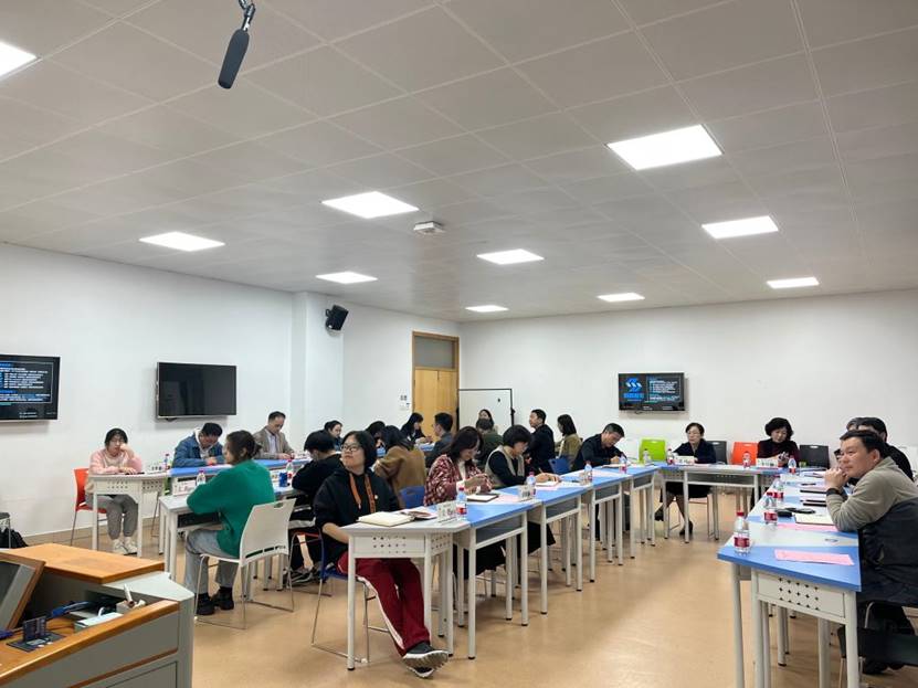 说明: //wsc.haremdyy.net/__local/C/DE/34/95088AF0457917F3B6BD42C5CA6_F274E73A_166C2.jpg